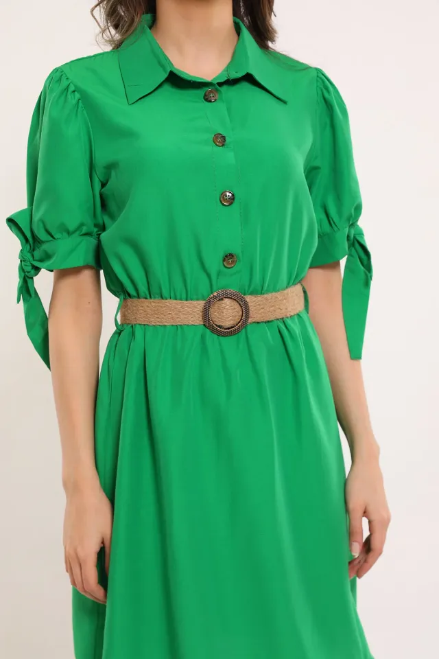 Kadın Ön Düğmeli Kol Bağlama Detaylı Hasır Kemerli Elbise Yeşil