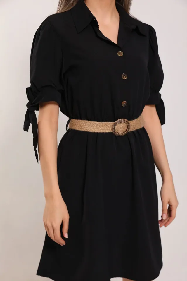 Kadın Ön Düğmeli Kol Bağlama Detaylı Hasır Kemerli Elbise Siyah
