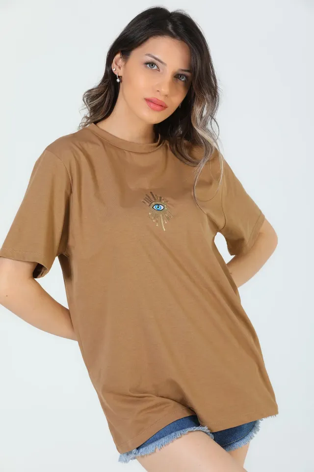 Kadın Ön Pul Nakışlı Salaş T-shirt Vizon