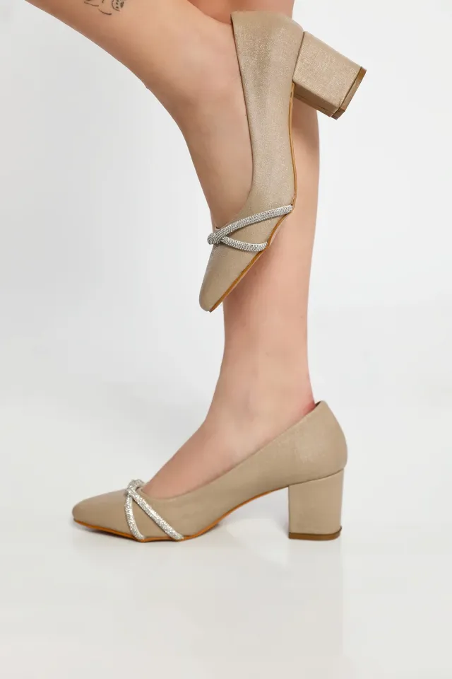 Kadın Ön Taşlı Topuklu Ayakkabı Bej