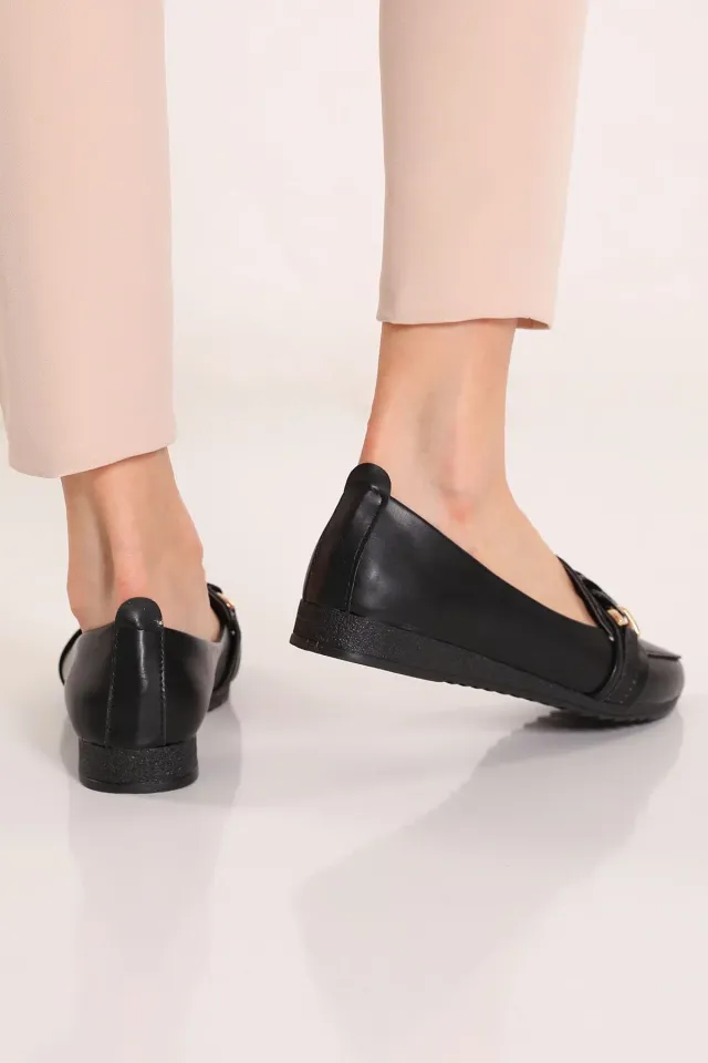 Kadın Ön Tokalı Babet Ayakkabı Siyah