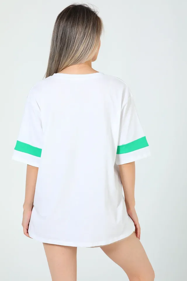 Kadın V Yaka Ön Baskılı Kol Şerit Detaylı Salaş T-shirt Beyaz