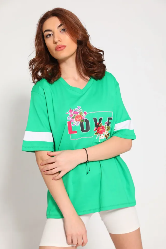 Kadın V Yaka Ön Baskılı Kol Şerit Detaylı Salaş T-shirt Yeşil