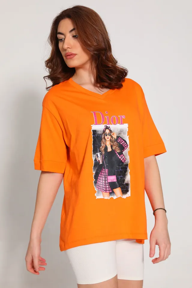 Kadın V Yaka Ön Baskılı Salaş T-shirt (30 Derecede Yıkayınız.) Orange