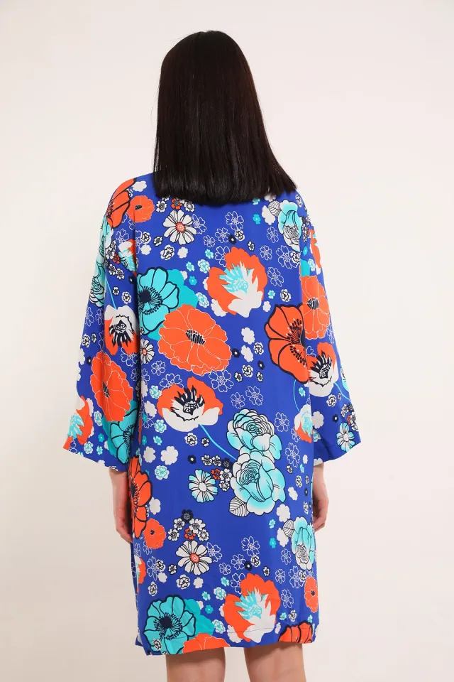 Kadın Yan Yırtmaçlı Çiçek Desenli Uzun Kimono Saksmavisi