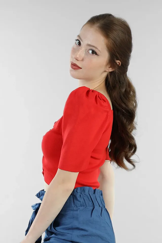 Kadın Triko Balon Kol Düğme Detaylı Crop Bluz Kırmızı