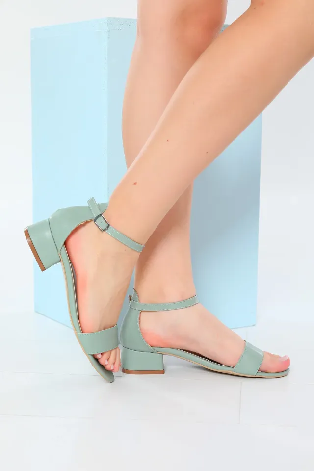 Kadın Bilek Kemerli Kalın Topuklu Sandalet Mint