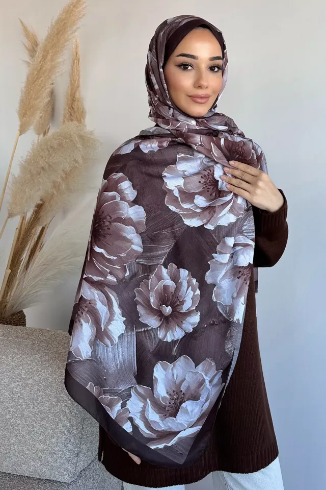 Mismara Tesettür Desenli Şal Kahve