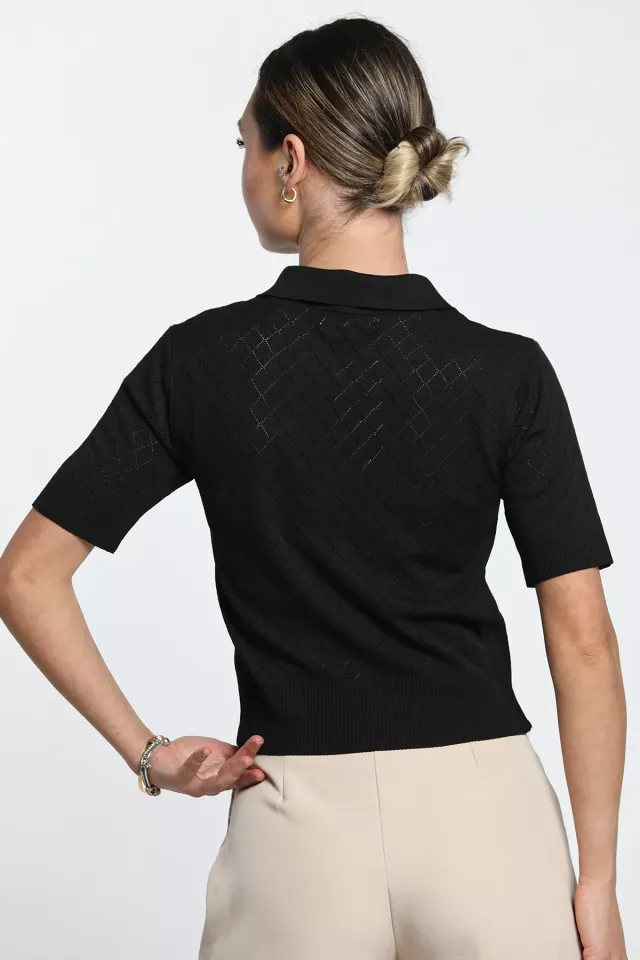 Polo Yaka Kendinden Desenli Ön Düğme Detaylı Kadın Likralı Triko Bluz Siyah