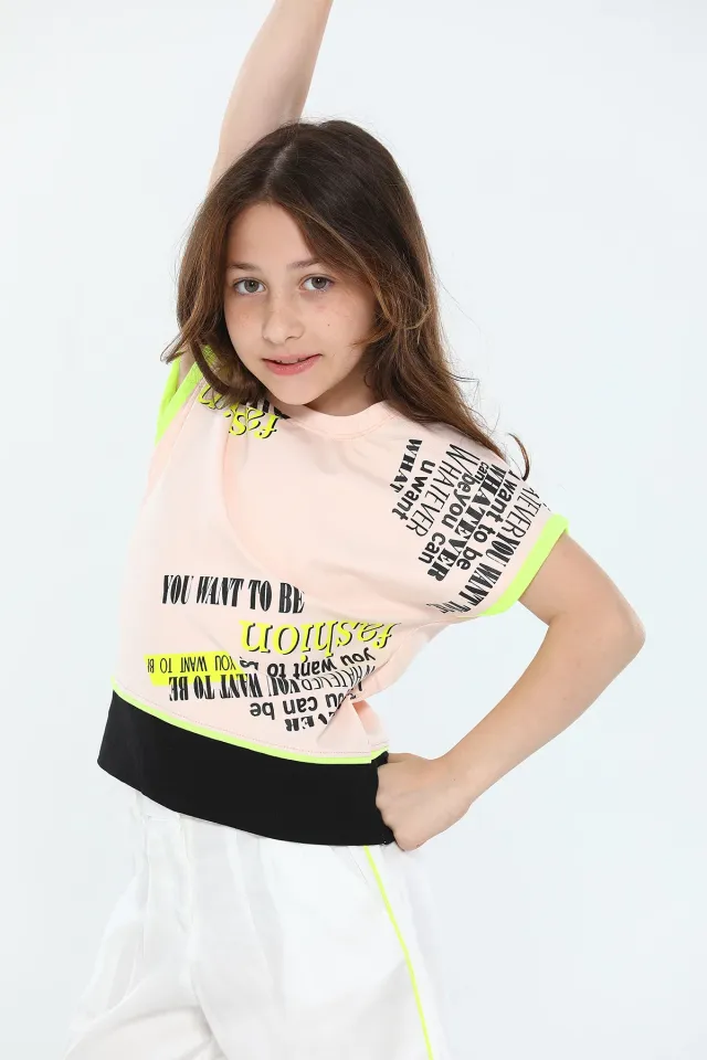 Kız Çocuk Likralı Bisiklet Yaka Kol Detaylı Baskılı T-shirt Pudra