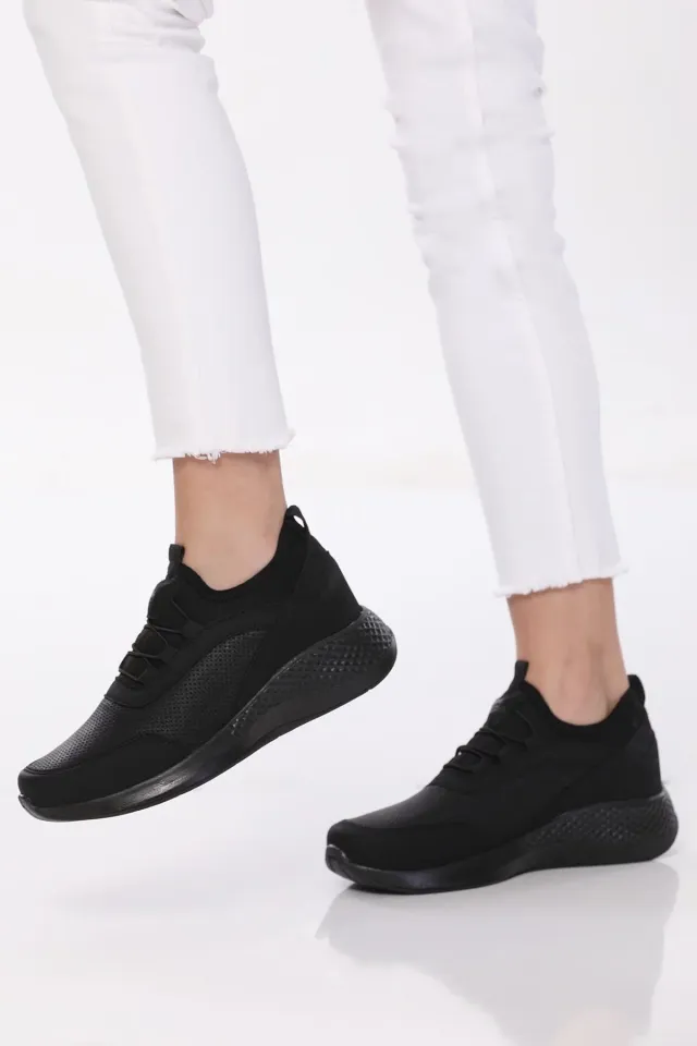 Kadın Lastik Bağcıklı Micro Fiber Günlük Spor Ayakkabı Siyah