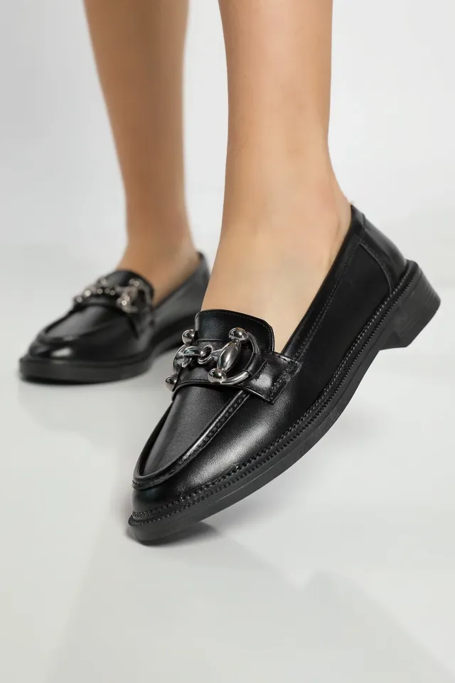 Tarz Tokalı Kadın Günlük Ayakkabı Siyah