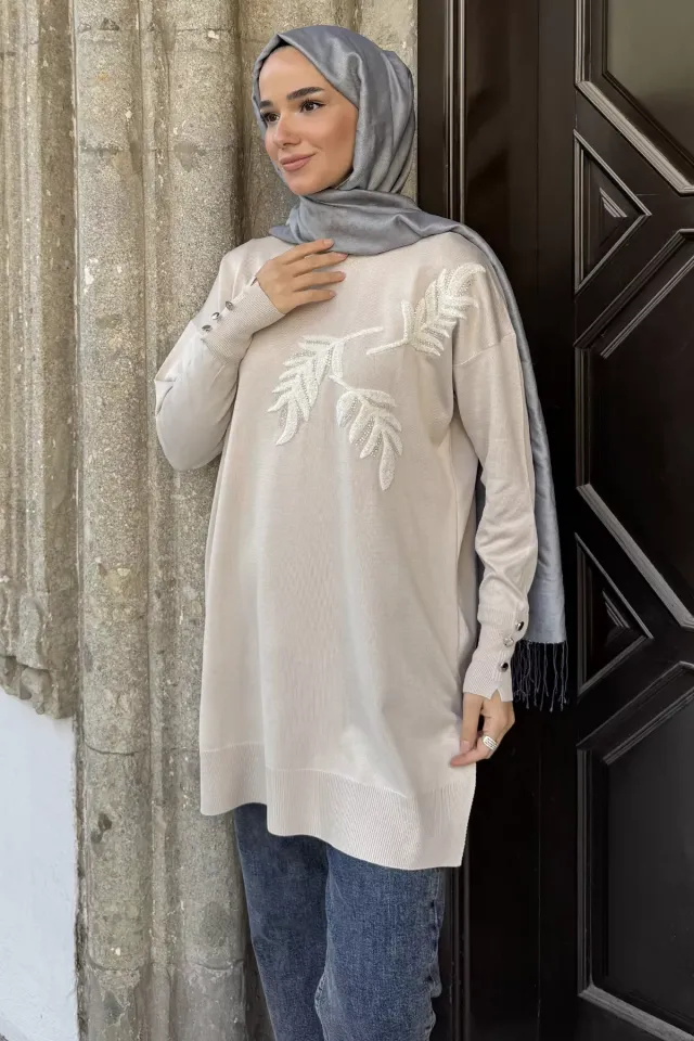 Yaprak Detaylı Tesettür Triko Tunik Taş