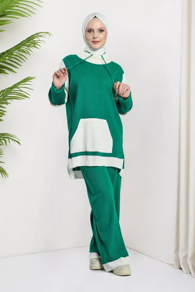Yarım Balıkçı Yaka Renk Garnili Kanguru Cep Kadın Triko Tunik Pantolon İkili Takım Yeşil