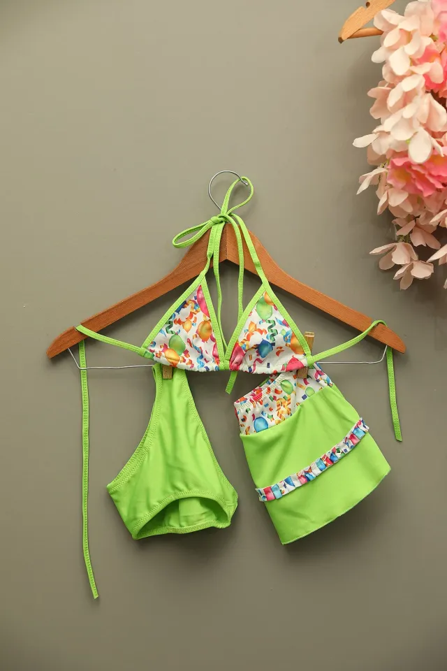 Kız Çocuk Üçgen Kesim Baskılı Etekli Bikini Takım Yeşil